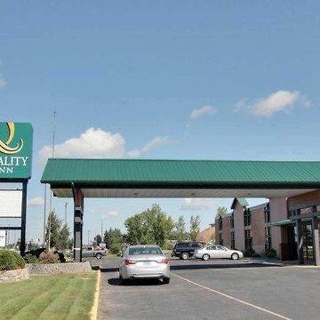 Quality Inn Thief River Falls Extérieur photo